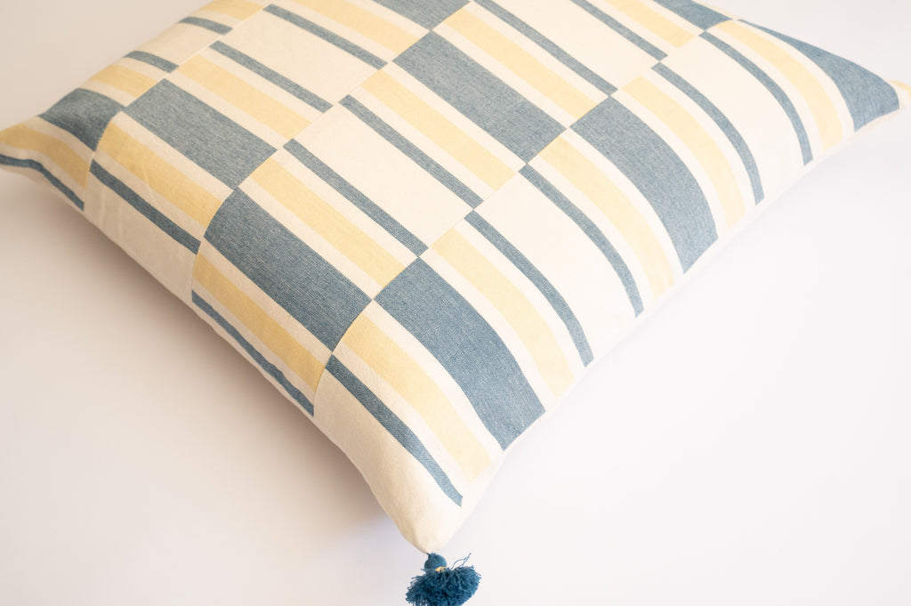 Jodha Handloom Throw Pillow 20"x20"