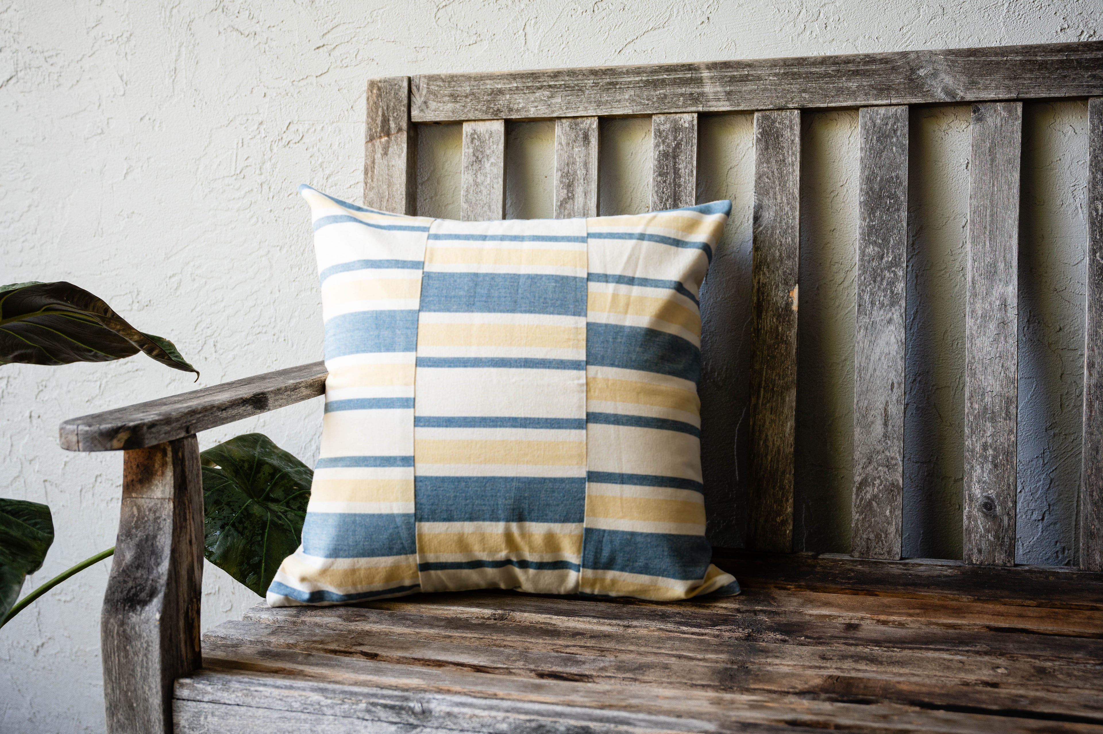 Jodha Hand Loom Pillow