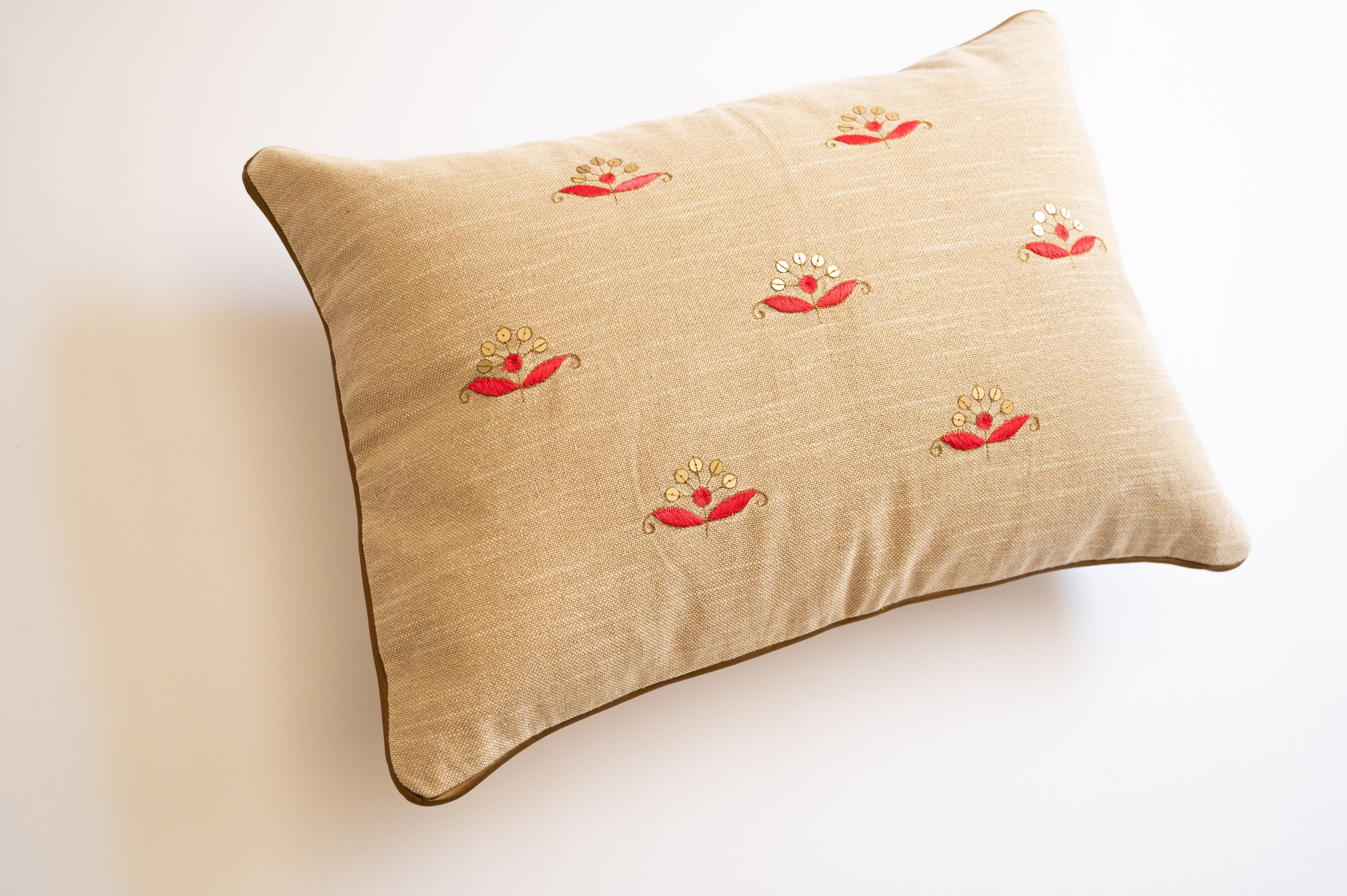 Gul Pillow 14"x20" Lumbar