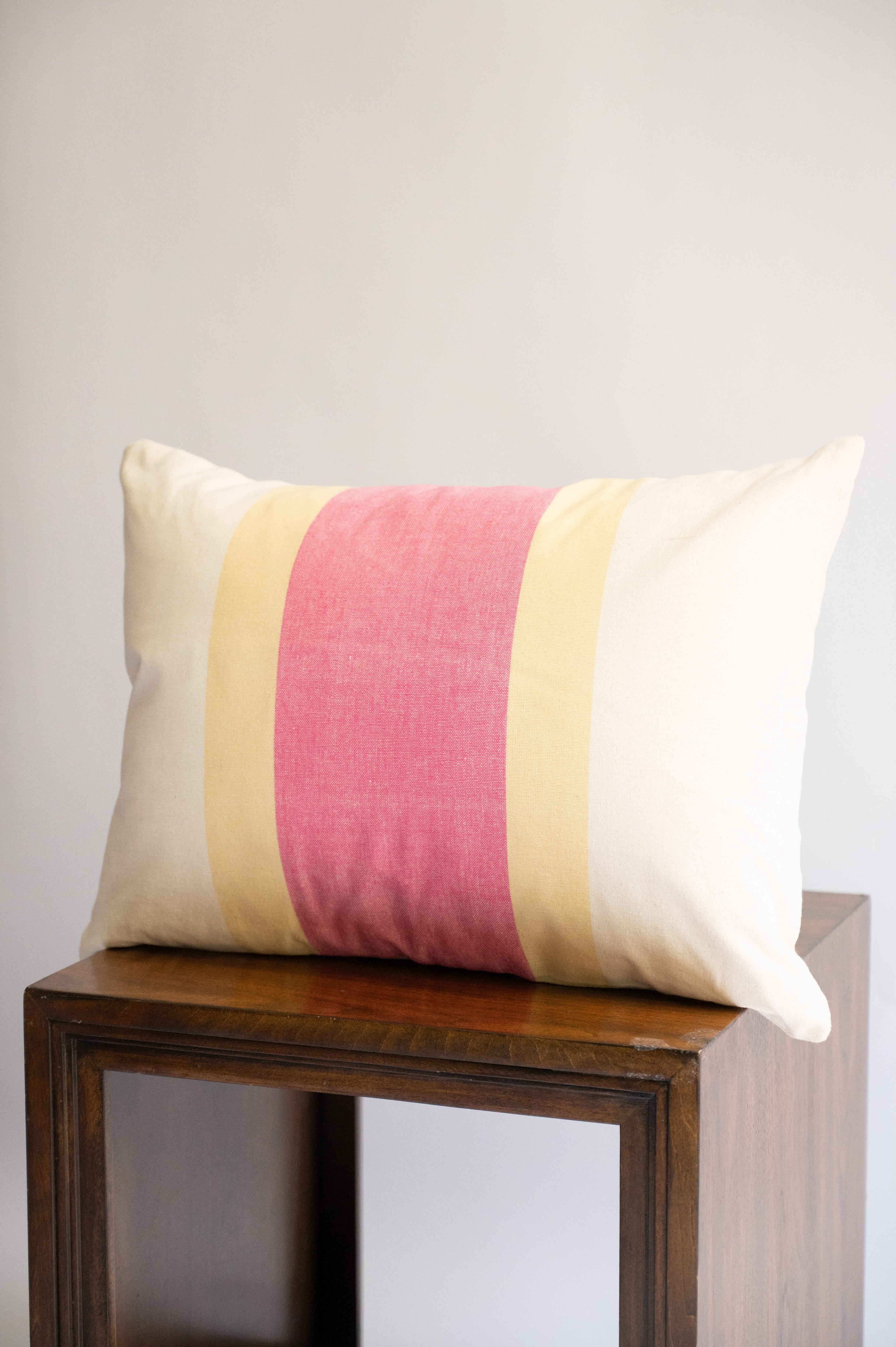 Saroj Handloom Throw Pillow 14"x20" Lumbar