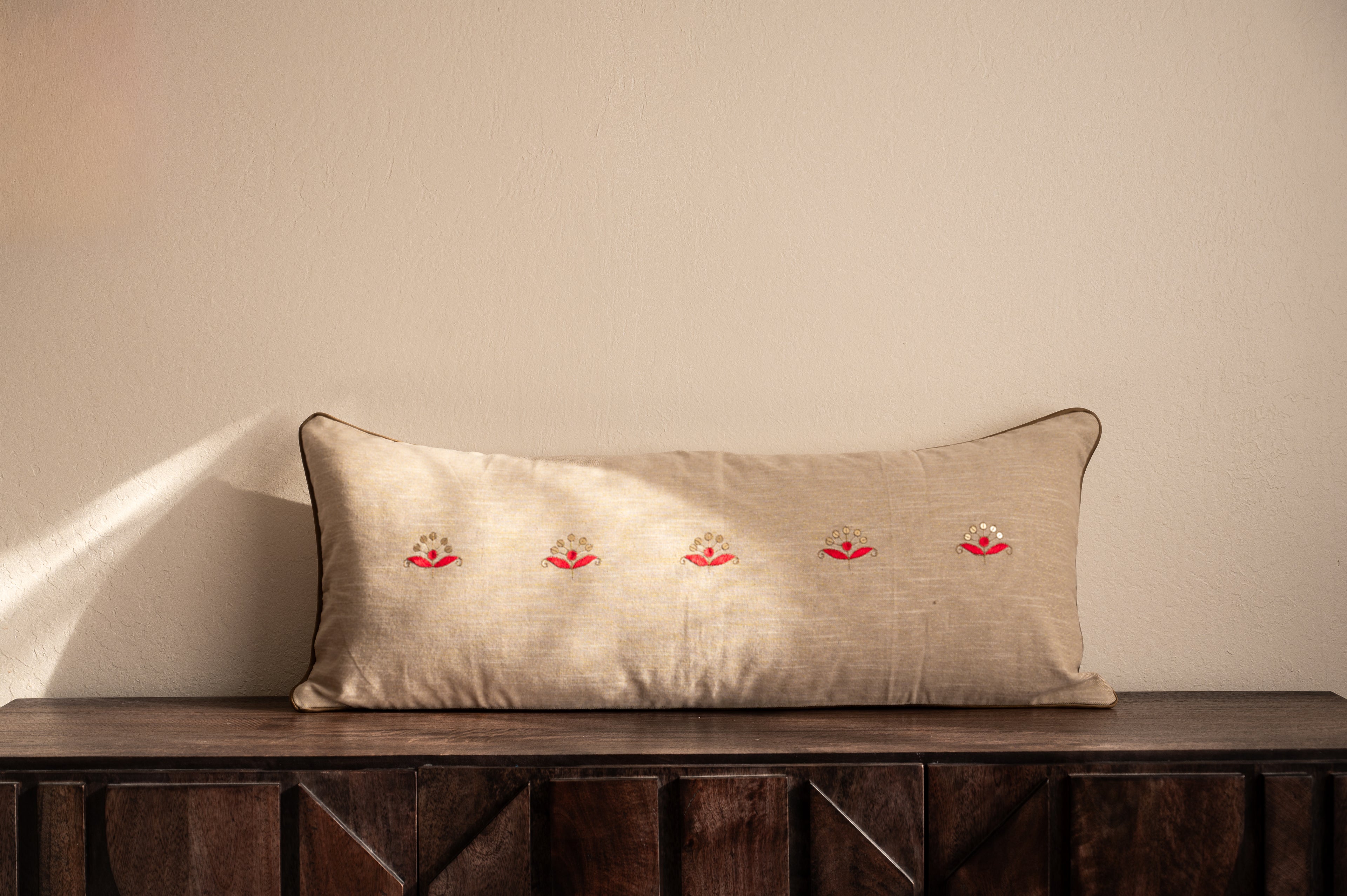 Gul Pillow 14"x36" Lumbar