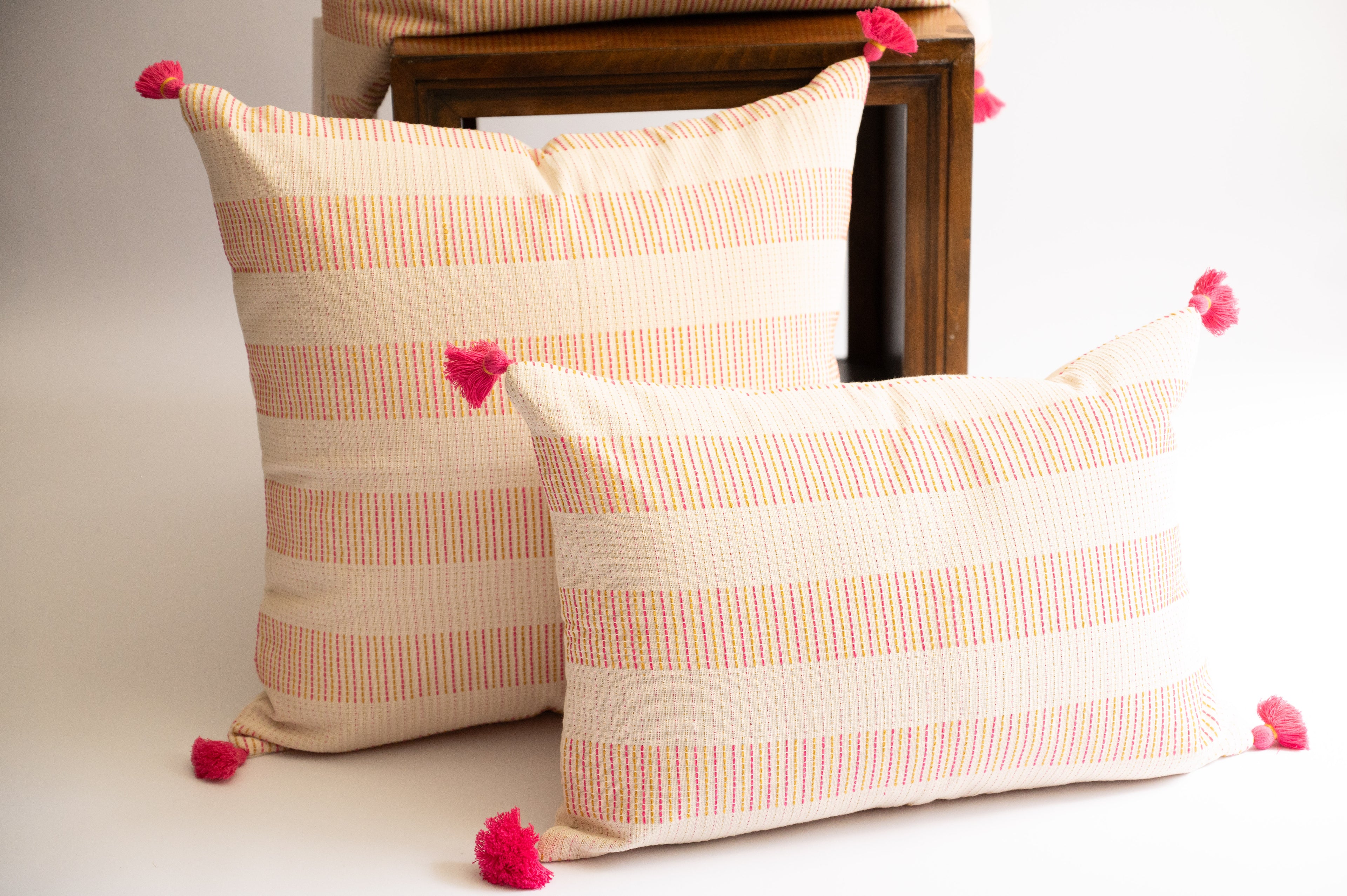 Ranisa Handloom Throw Pillow 14"x20" Lumbar