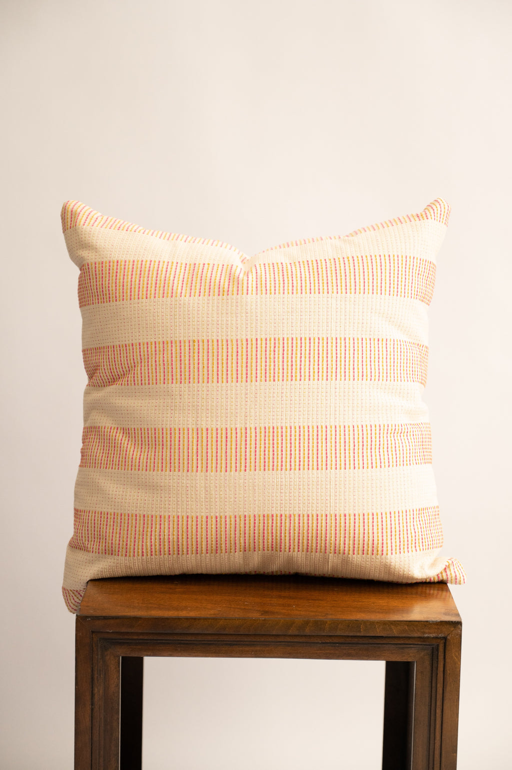 Ranisa Handloom Throw Pillow 20"x20"