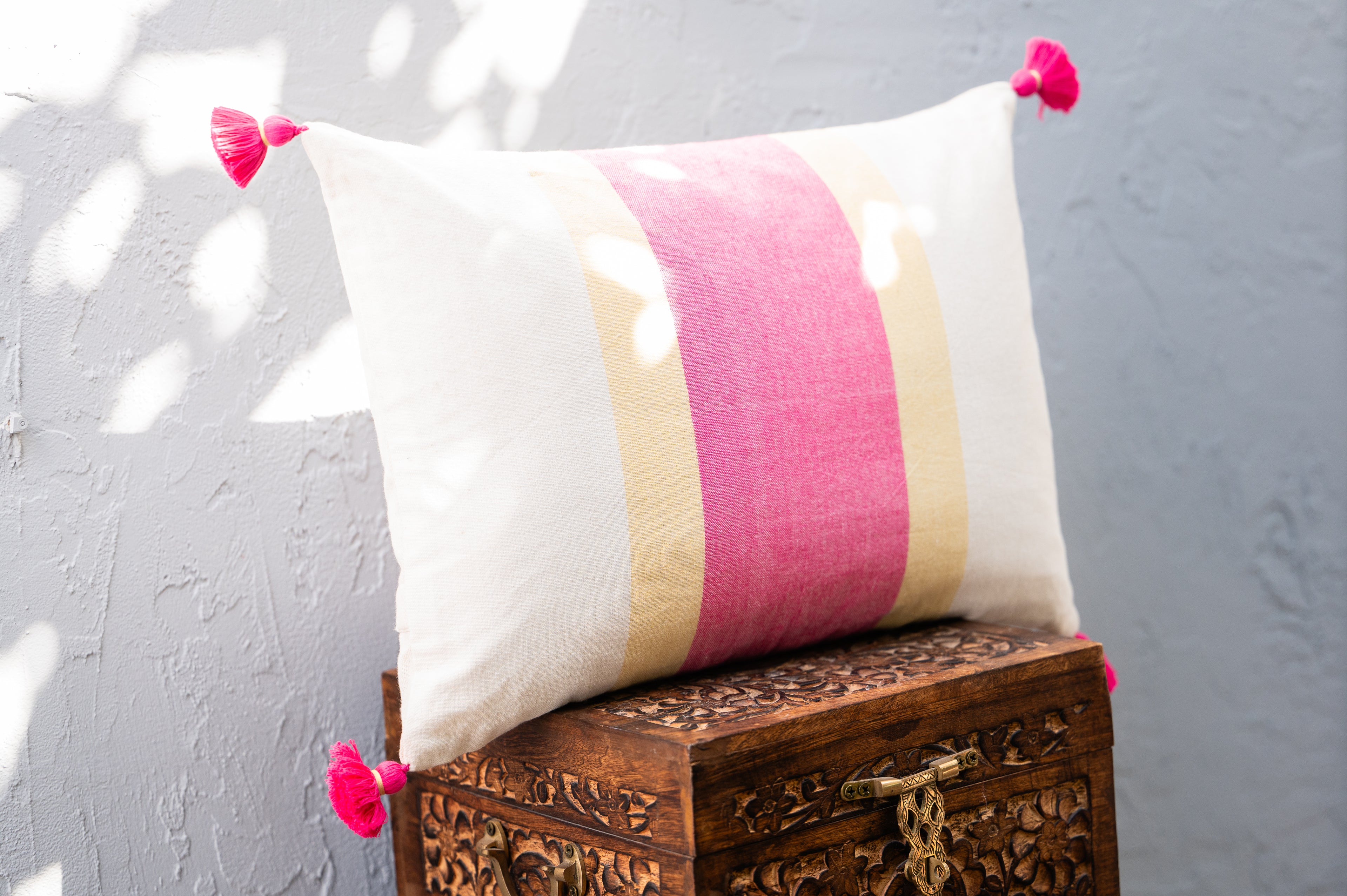 Saroj Pillow