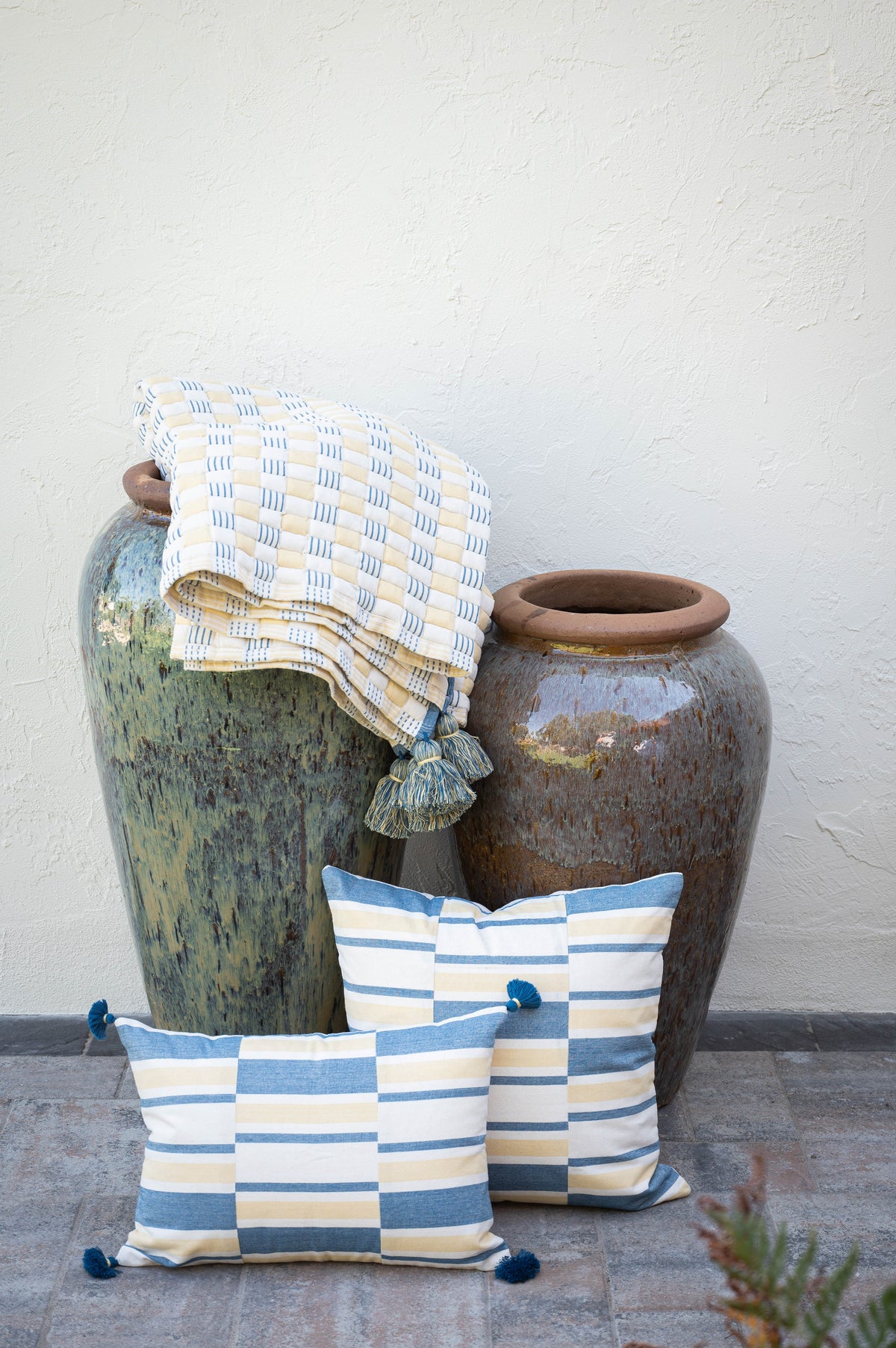 Jodha Pillow (x2) & Osira Sujani Throw