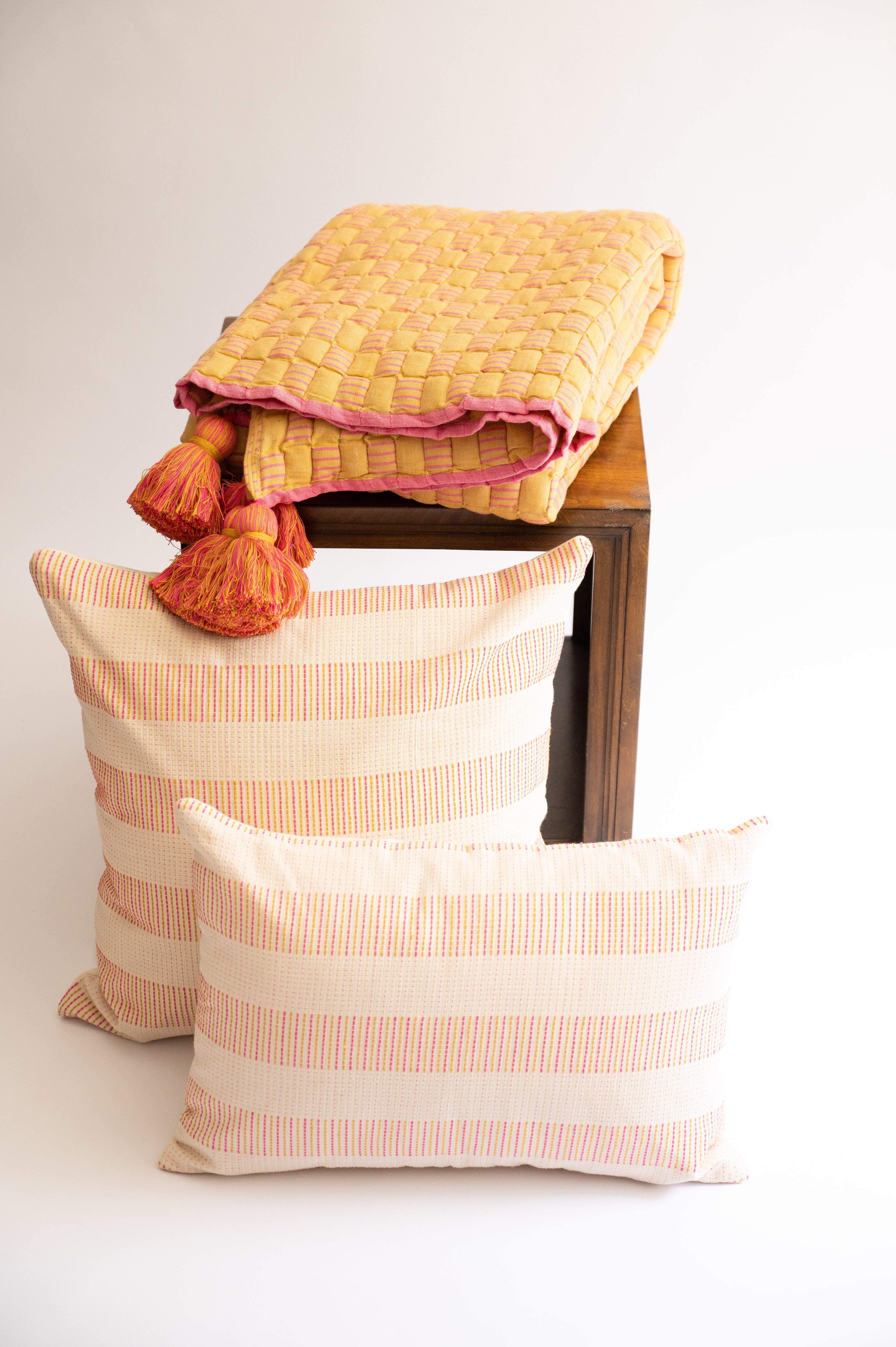 Ranisa Handloom Throw Pillow 14"x20" Lumbar